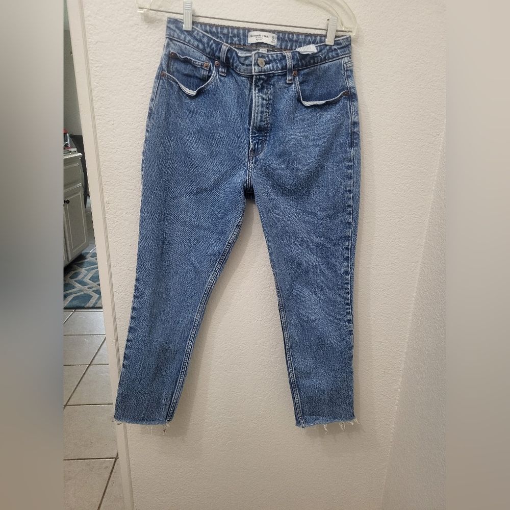 Abercrombie & Fitch High Rise Jeans